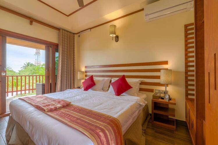 Araamu Holidays & Spa