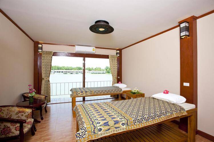 Chabana Resort