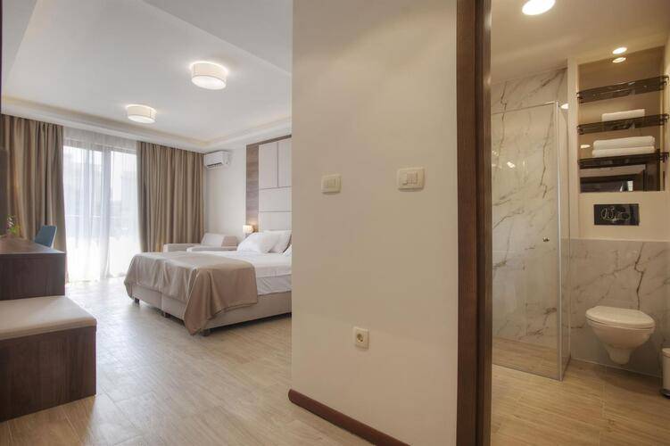 Hotel Twelve