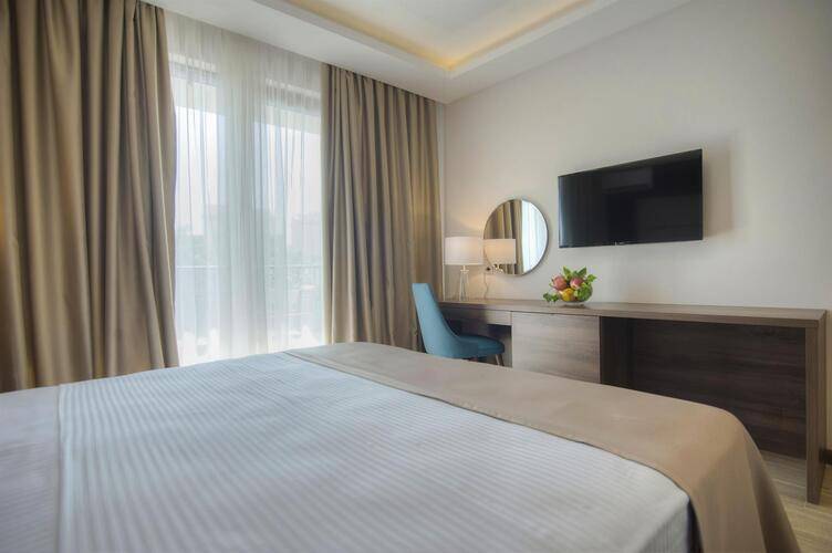 Hotel Twelve