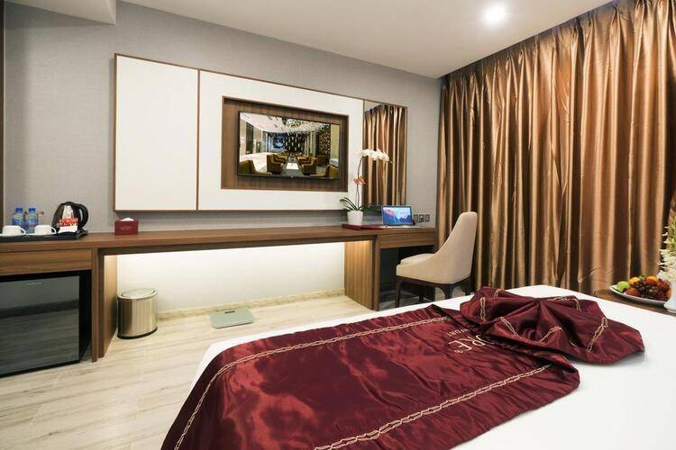 Lemore Hotel