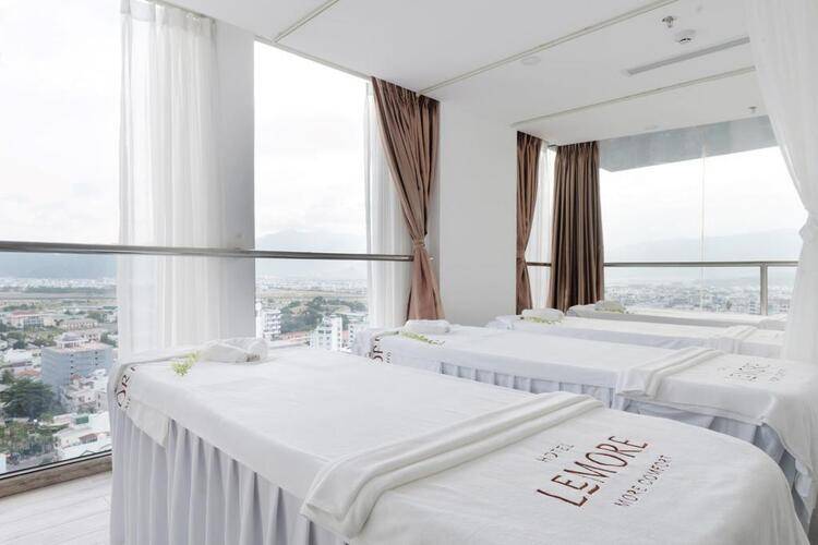 Lemore Hotel