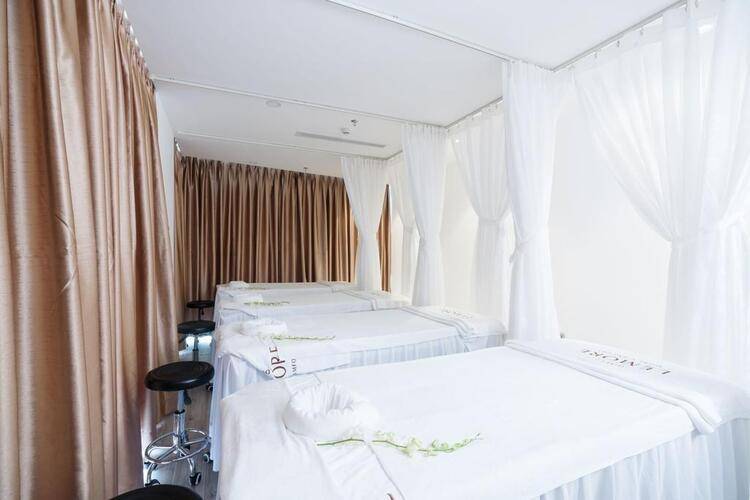Lemore Hotel