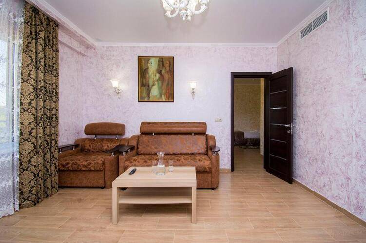 Grand Noy (Гранд Ной)