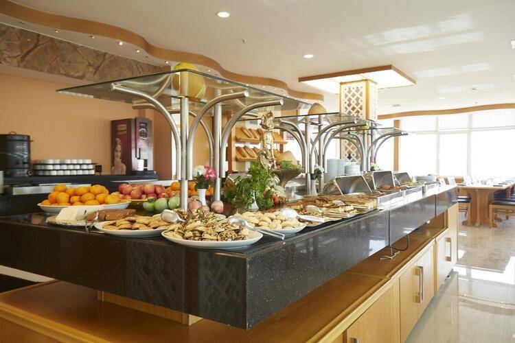 Ilkbal Deluxe Hotel