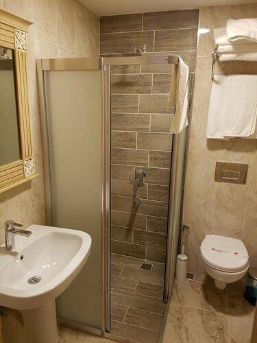 Apple Tree Hotel