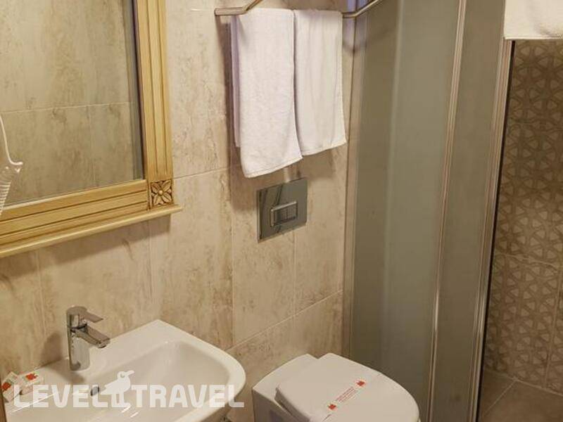 Фотография Apple Tree Hotel