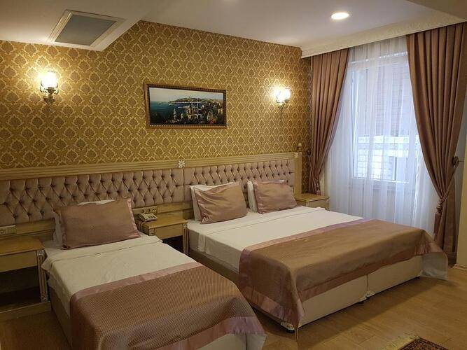 Apple Tree Hotel