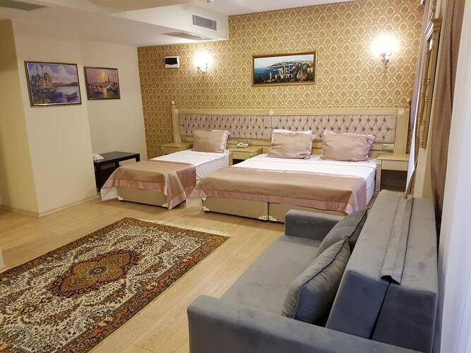 Apple Tree Hotel