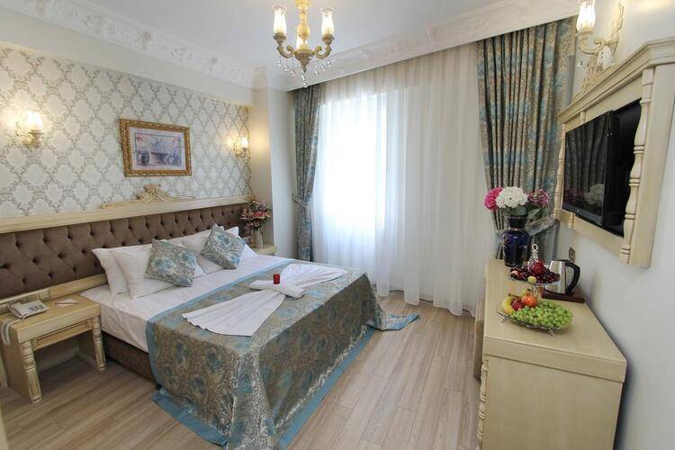 Apple Tree Hotel