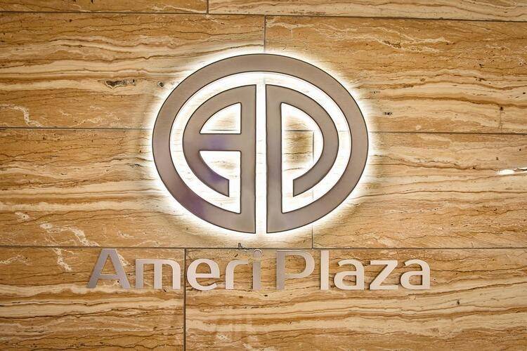 Ameri Plaza