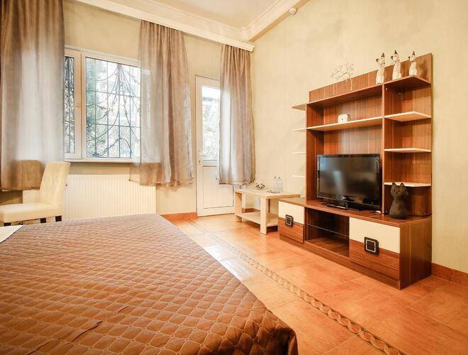 Tomas House