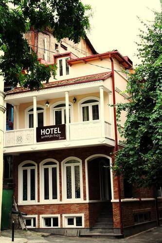 Dcorner Hotel