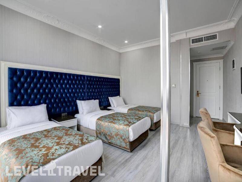 Фотография White Monarch Hotel