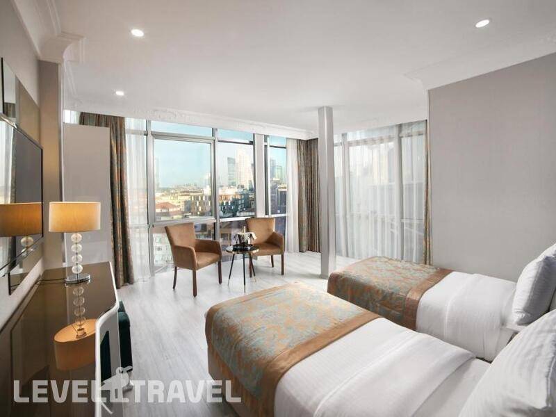 Фотография White Monarch Hotel