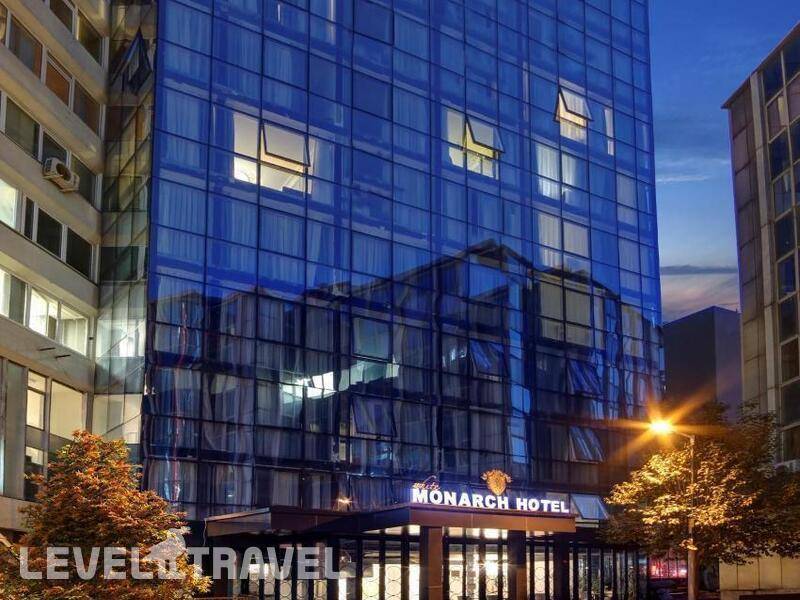Фотография White Monarch Hotel