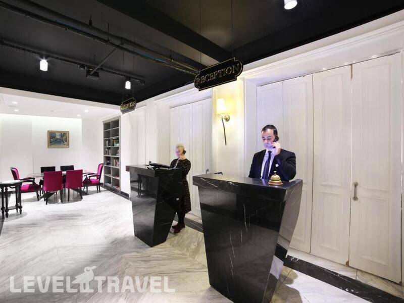 Фотография White Monarch Hotel