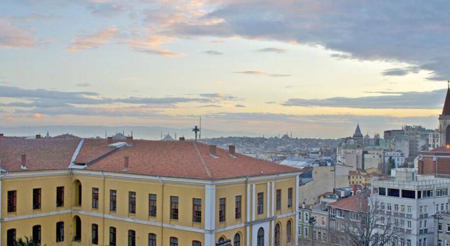 Devman Hotel