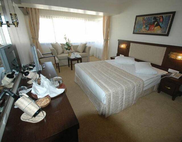 Tourist Hotel