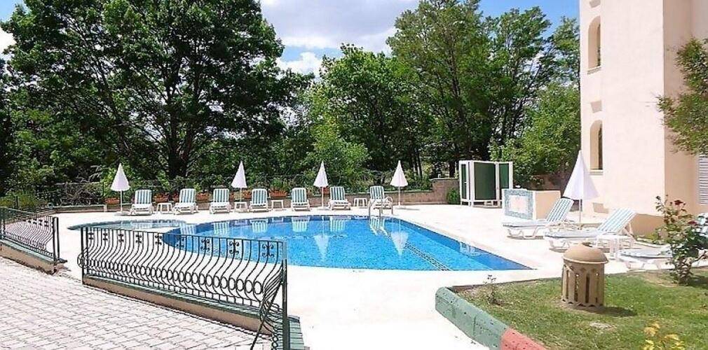 Floria Hotel