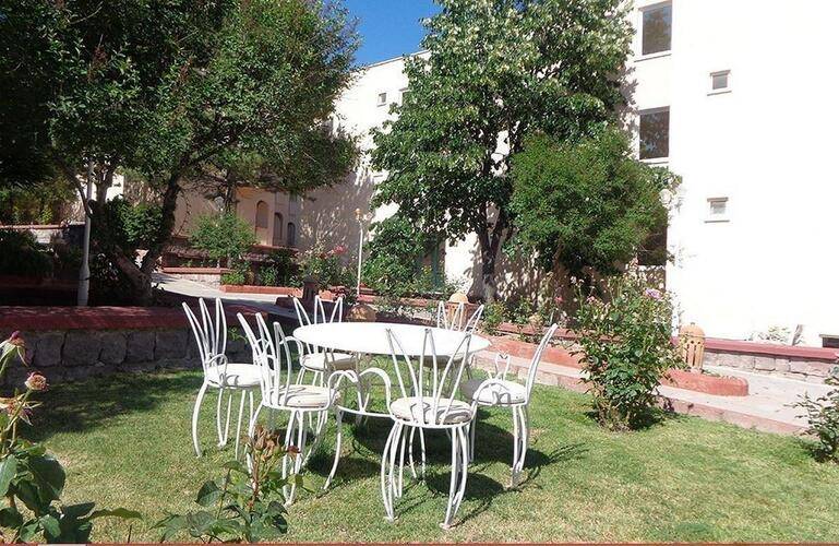 Floria Hotel