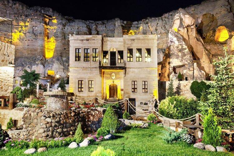 Yunak Evleri Hotel