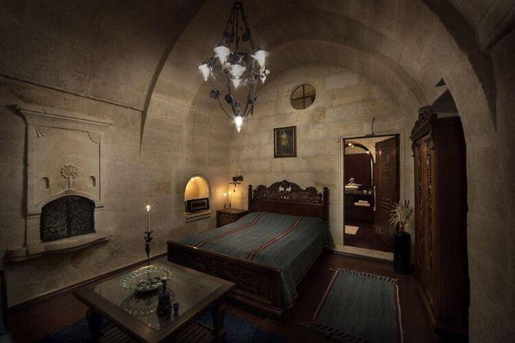 Sacred House Hotel