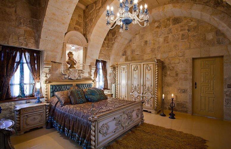 Sacred House Hotel