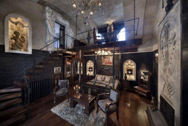 Sacred House Hotel