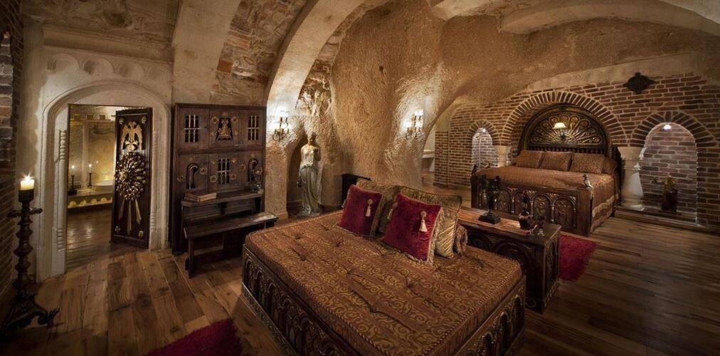 Sacred House Hotel