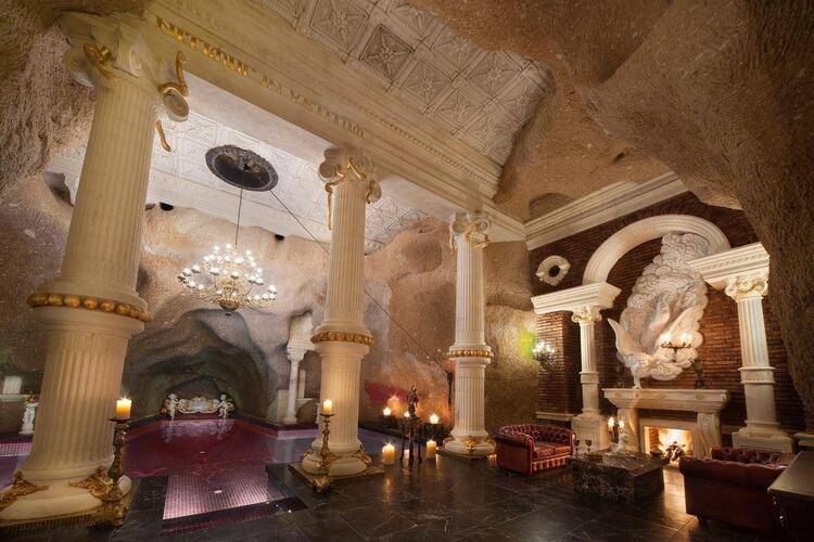 Sacred House Hotel