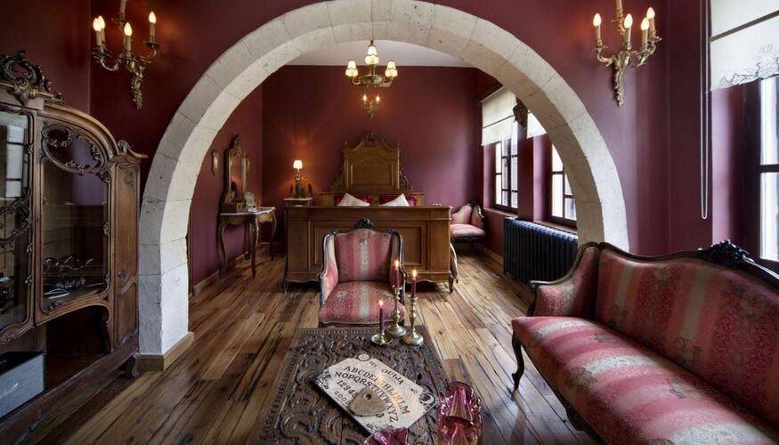 Sacred House Hotel