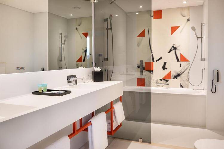 Studio M Arabian Plaza Hotel & Hotel Apartments