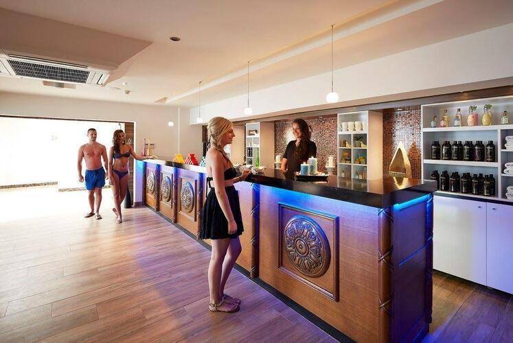Emre Hotels & Beach