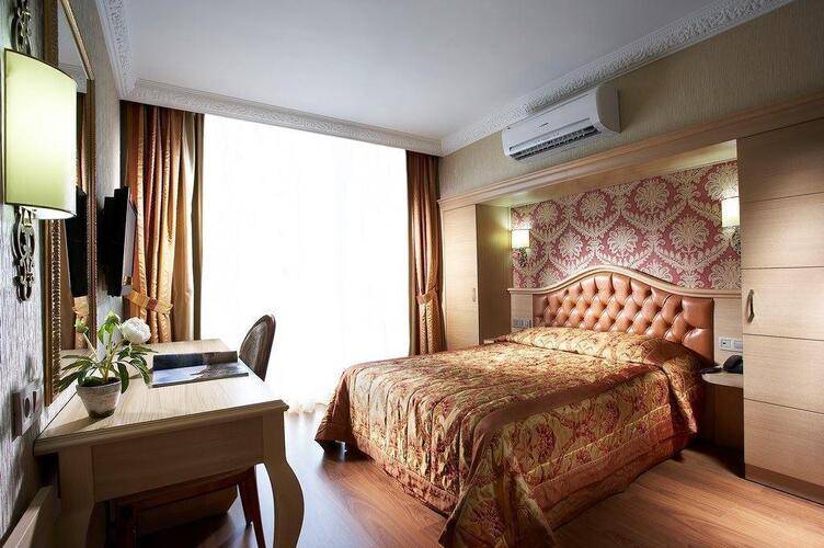 Emre Hotels & Beach