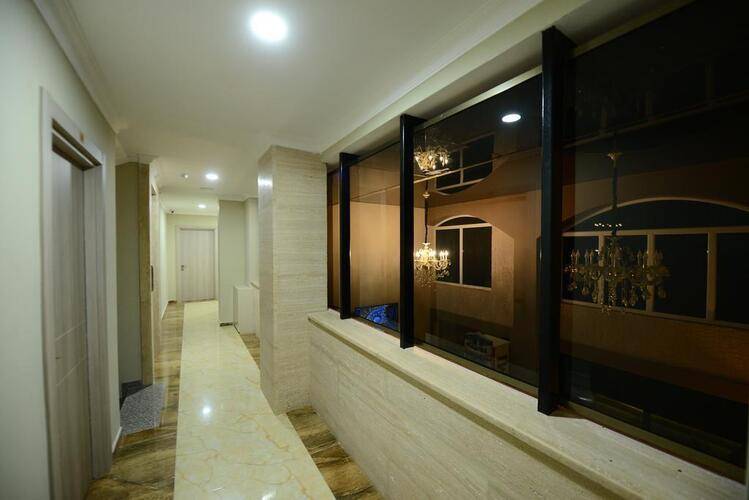 Aristocrat Hotel
