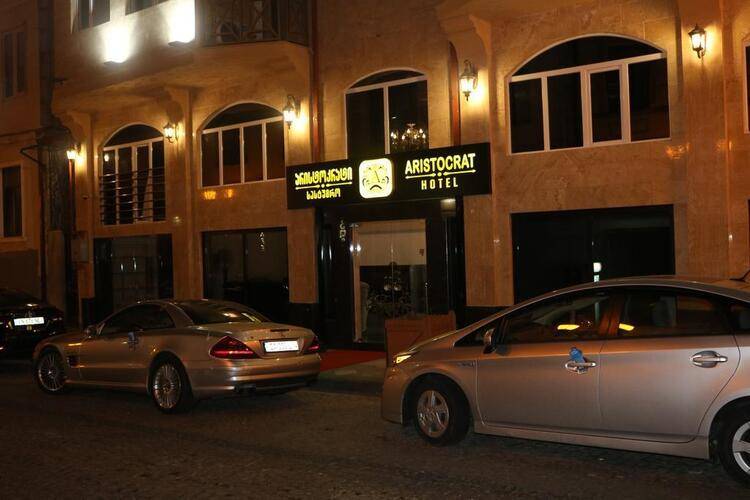 Aristocrat Hotel