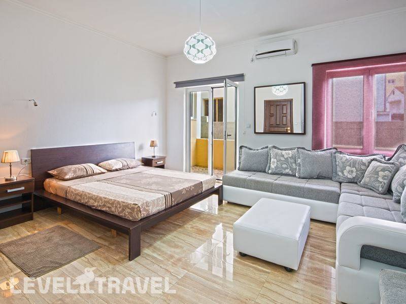 Фотография Apartments Adrovic