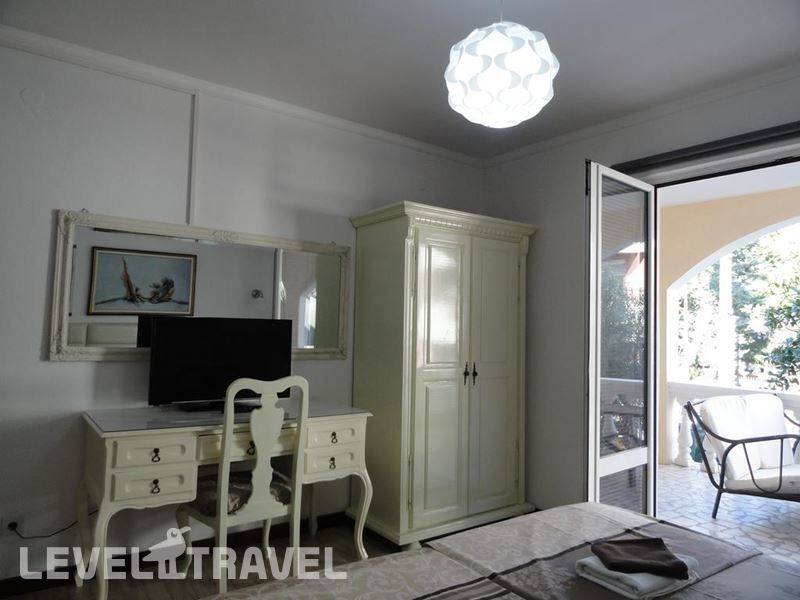 Фотография Apartments Adrovic