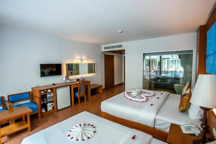Phi Phi Harbour View Hotel