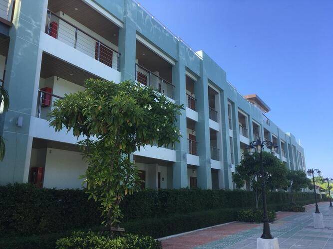 Phi Phi Harbour View Hotel