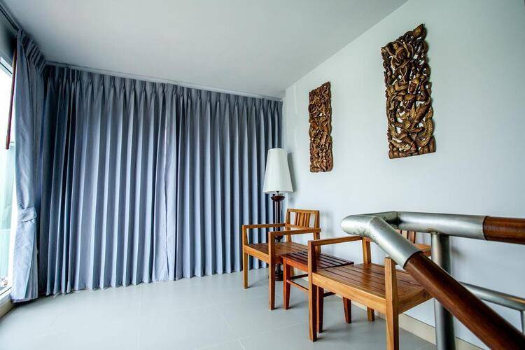 Phi Phi Harbour View Hotel