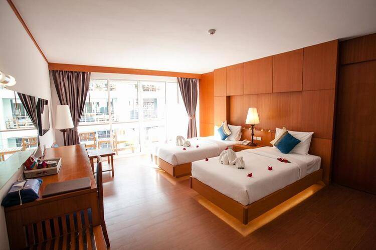 Phi Phi Harbour View Hotel
