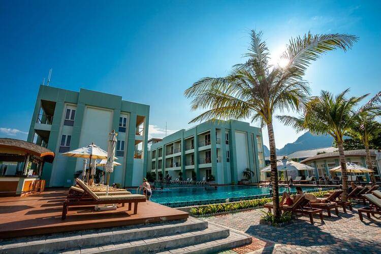 Phi Phi Harbour View Hotel