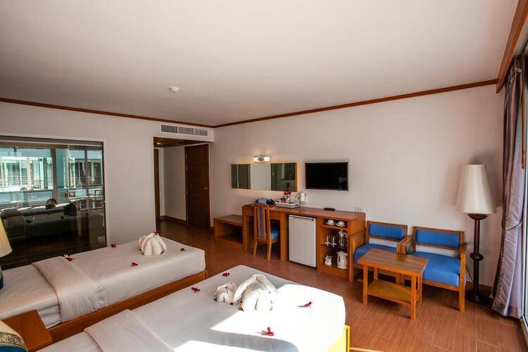 Phi Phi Harbour View Hotel