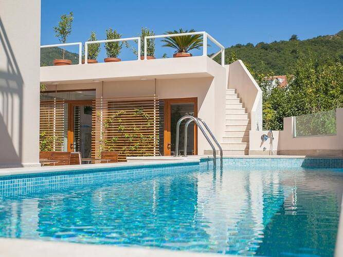 Casa Del Mare Blanche