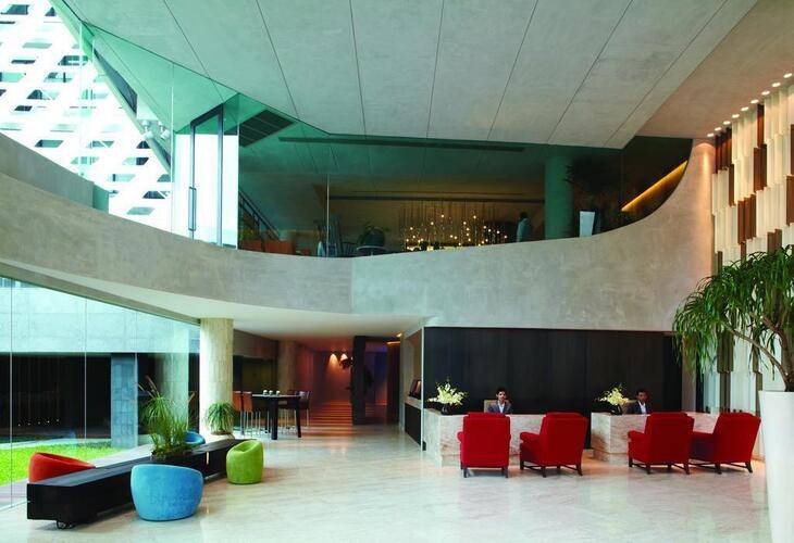 Lit Bangkok Hotel & Residence
