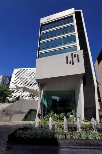 Lit Bangkok Hotel & Residence