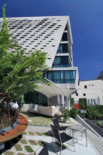 Lit Bangkok Hotel & Residence