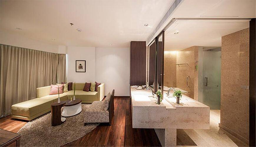Lit Bangkok Hotel & Residence